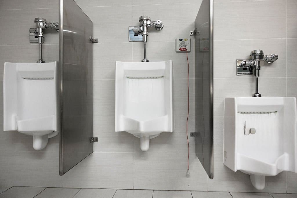 Комплект вызова персонала для инвалидов в туалете